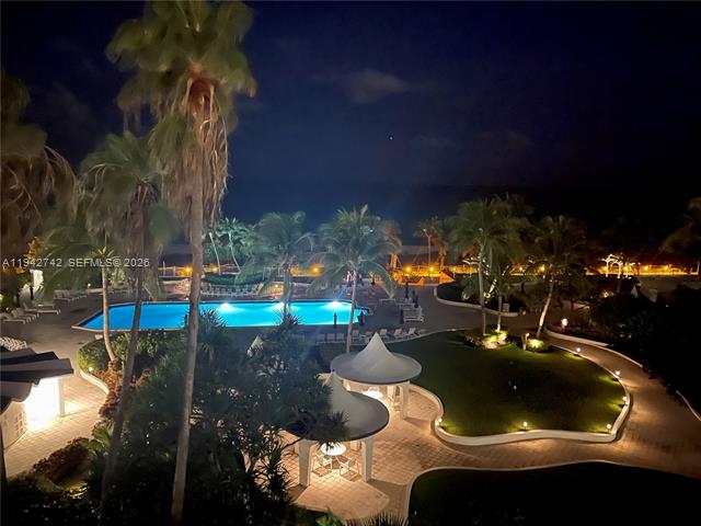 Renovated Oceanfront 2BR With Beach Access photo 2