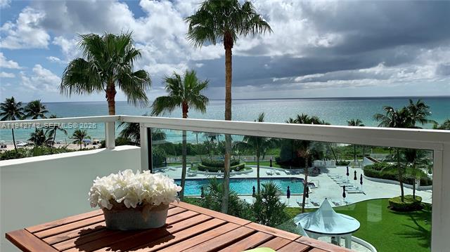 Renovated Oceanfront 2BR With Beach Access