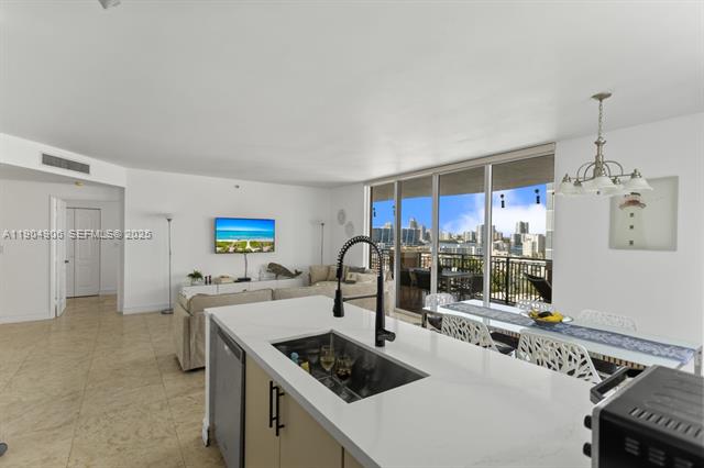 King David Penthouse: City & Ocean Views photo 3