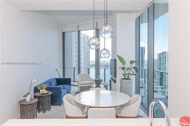 Paraiso Bay: Ocean Views & Private Balcony photo 2