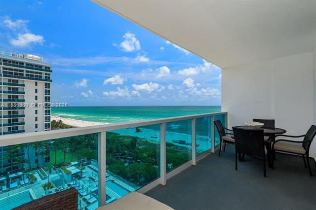 Roney Palace Oceanfront With Unobstructed Views