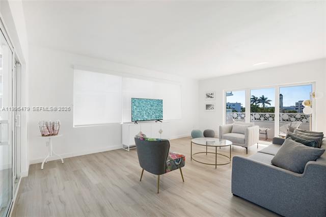 Waterfront Rexleigh Condo With 2 Balconies photo 3