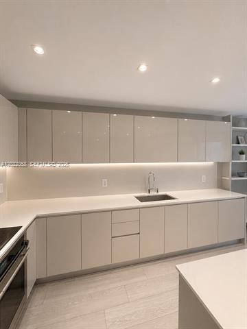 Bright 2BR With Den, Pool Views In Aventura photo 3