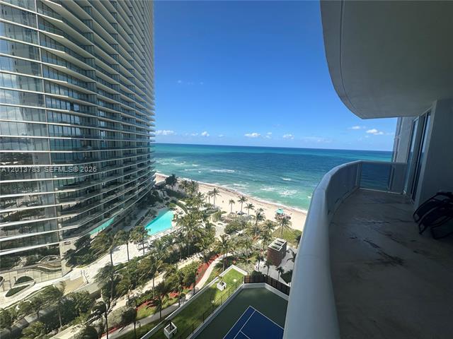 Ocean Three Oceanfront Pool & Beach Access photo 2