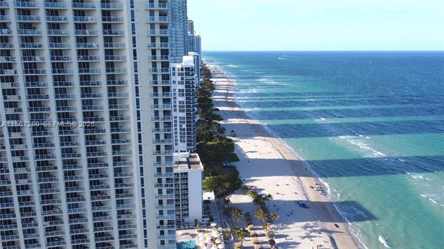 La Perla Oceanfront 2BR, Ocean Views