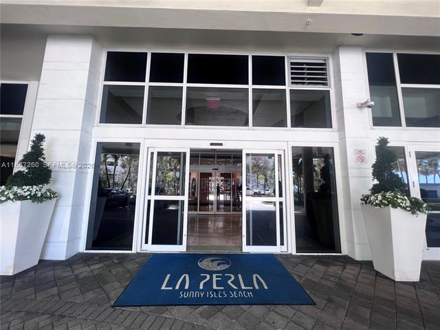 La Perla Oceanfront 2BR, Ocean Views photo 2
