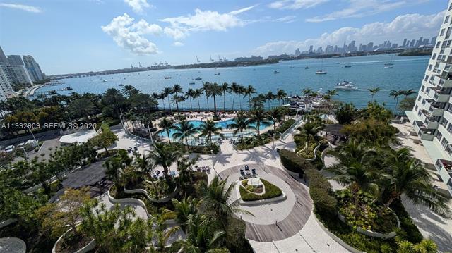 Flamingo South Tower: Renovated 2BR Bay Views