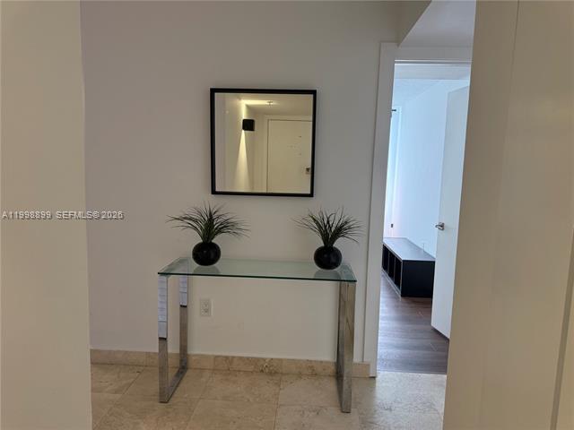 Yacht Club Aventura: Golf Course 3BR
