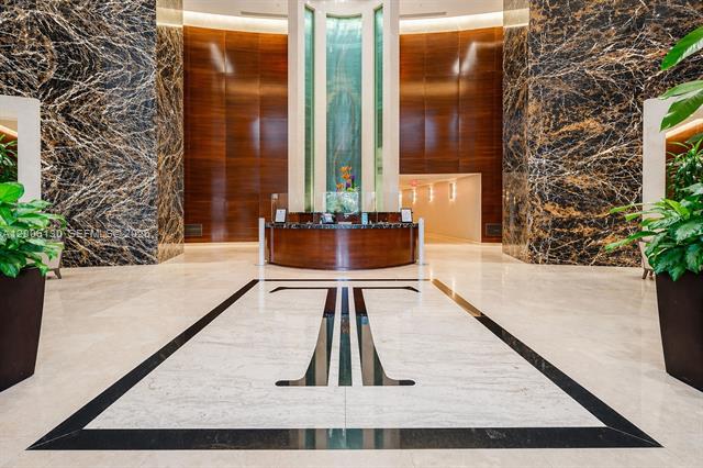 Beachfront Sunny Isles 2BR With Resort Amenities photo 3