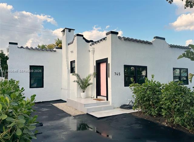 Mediterranean Casita Near Design District