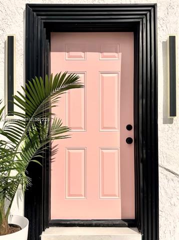 Mediterranean Casita Near Design District photo 3