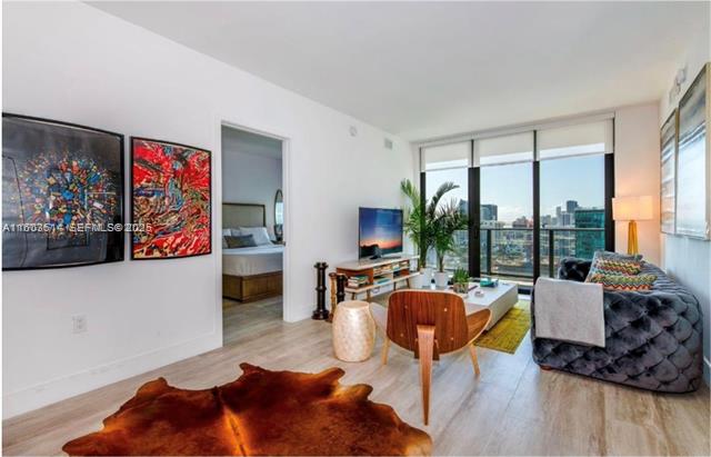 3401 Midtown: 24Th Floor Bay Views photo 2