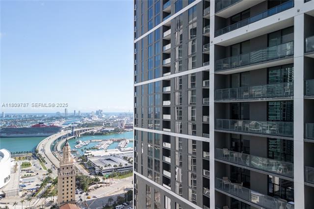 Gale Miami Residences Ocean View Luxury