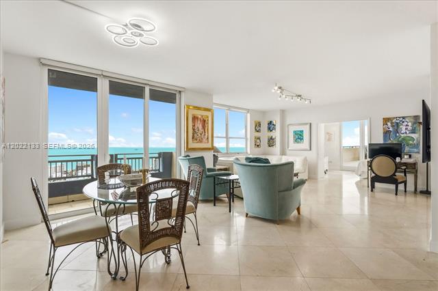 Penthouse Panoramic Views At Yacht Club Portofino photo 2