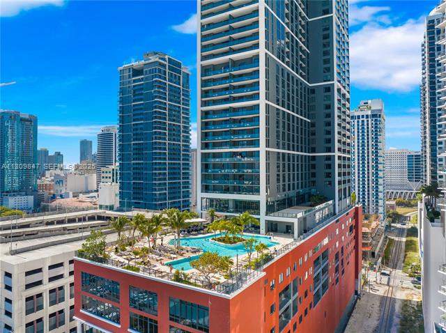 Gale Miami Residences Ocean View Condo photo 3