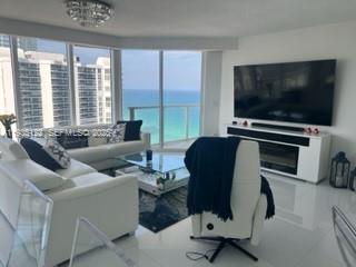 La Perla Oceanfront 2BR With Beach Views photo 3