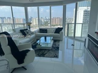 La Perla Oceanfront 2BR With Beach Views photo 2