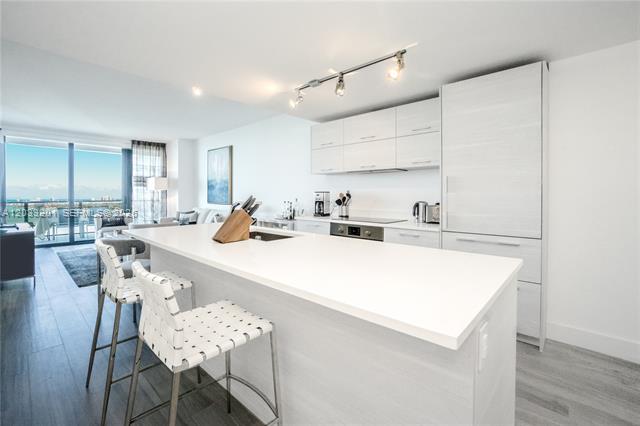 Paraiso Bay: Bayview 2BR With Resort Amenities photo 2