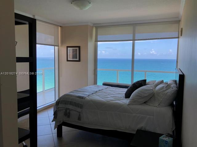 Luxury Oceanfront La Perla With Beach Service photo 3
