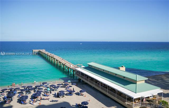 La Perla Corner Unit With Ocean Views
