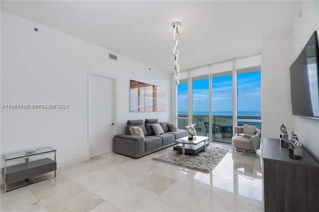38th Floor Oceanfront With 450sf Terrace photo 2