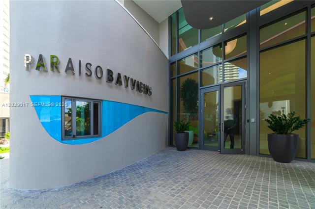 Paraiso Bayviews Penthouse: Dual Masters