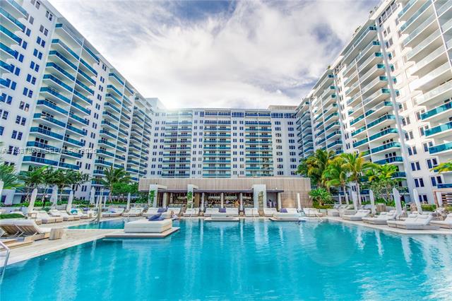 Roney Palace Oceanfront With Bay & Sunset Views photo 3