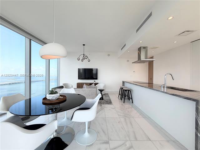 Missoni Baia: Luxury Bay Views, Resort Amenities
