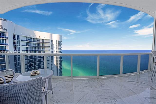 Remodeled Trump Towers With Ocean Views, 41st Floor
