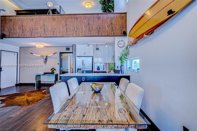 Sunset Harbour Loft With Designer Furnishings photo 3