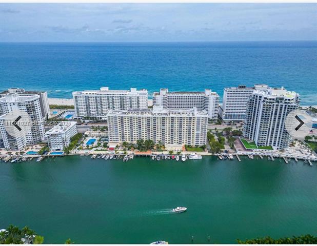 Skyline Views, Luxury Renovated 3BR Miami Beach