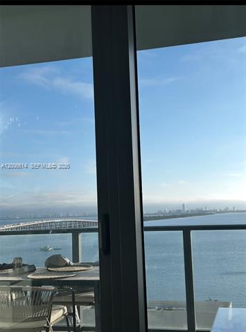 Gran Paraiso Oceanfront With Den, Fully Furnished photo 3