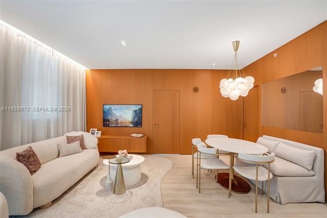 Luxury Renovated 3BR At Brickell On The River