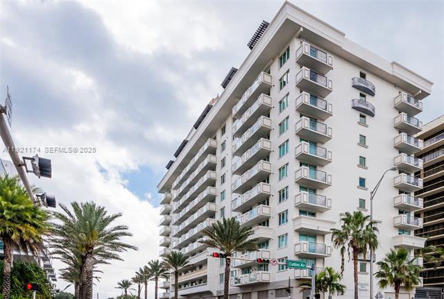 Penthouse Oceanfront 4BR In Surfside Heart photo 2