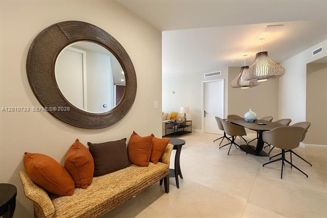 Trump Tower Oceanfront With Enclosed Den photo 3