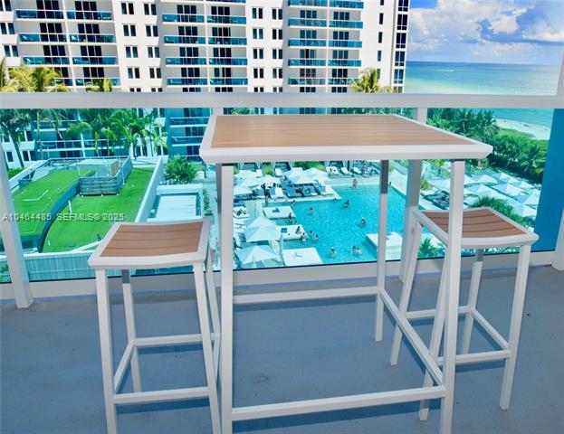 Roney Palace Oceanfront 2BR With Den