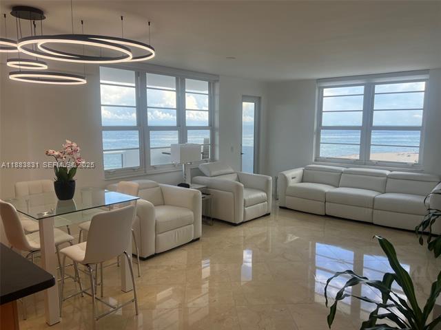 Oceanfront Corner At The Decoplage, Miami Beach