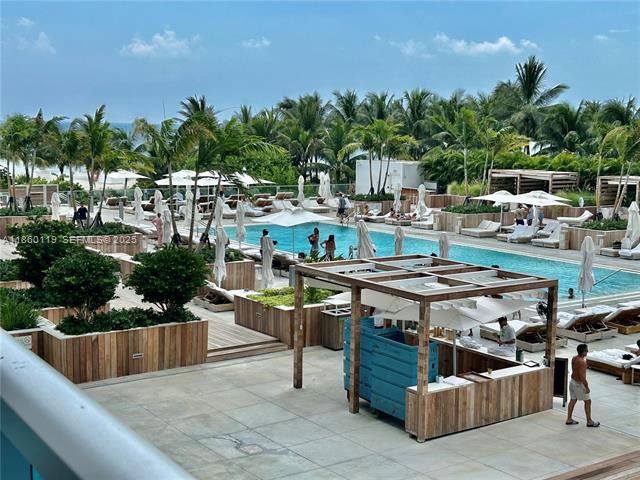 Renovated Roney Palace Oceanfront With Balcony