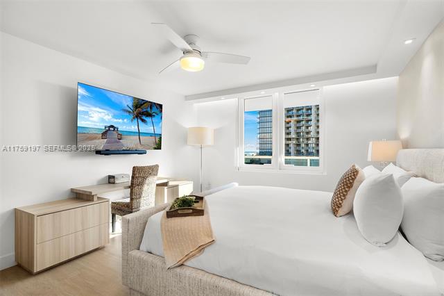 Oceanfront Roney Palace: Luxury 2BR Miami Beach photo 2