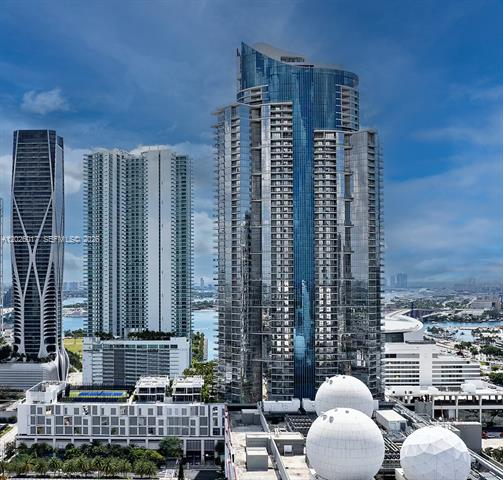 Paramount Miami Worldcenter 42nd Floor Skyline View photo 3