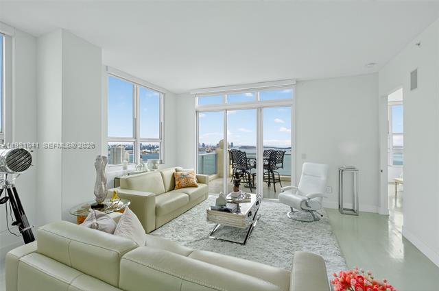 Oceanfront Penthouse at The Mark on Brickell photo 3