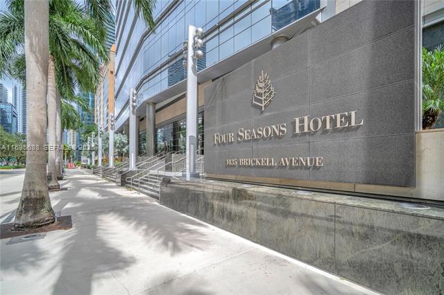 Four Seasons Brickell: Luxury Skyline Views photo 2