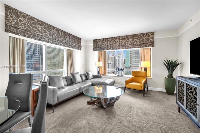 Four Seasons Brickell: Luxury Skyline Views