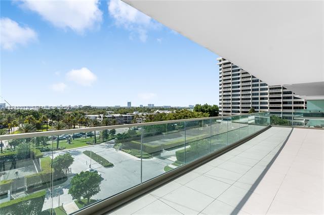 Oceana Bal Harbour: 6th Floor Sunset Views photo 3