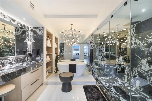 Icon South Beach Designer 3BR With Views