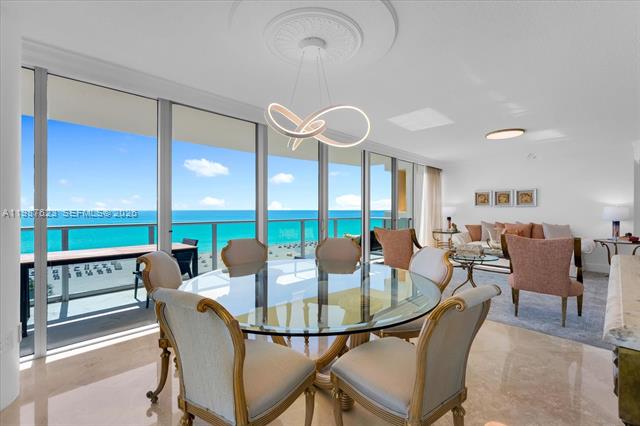 Il Villaggio Oceanfront With Private Beach Access photo 2