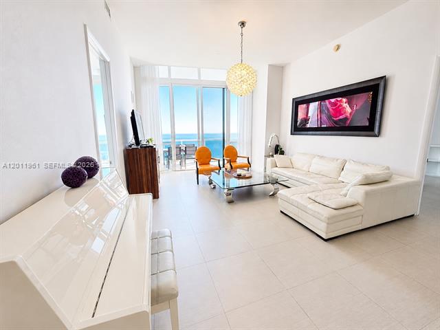 Oceanfront Penthouse With Private Beach Access photo 2