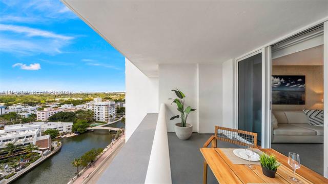 Eco-Luxury Beachfront 2BR With 600 Feet Ocean photo 3