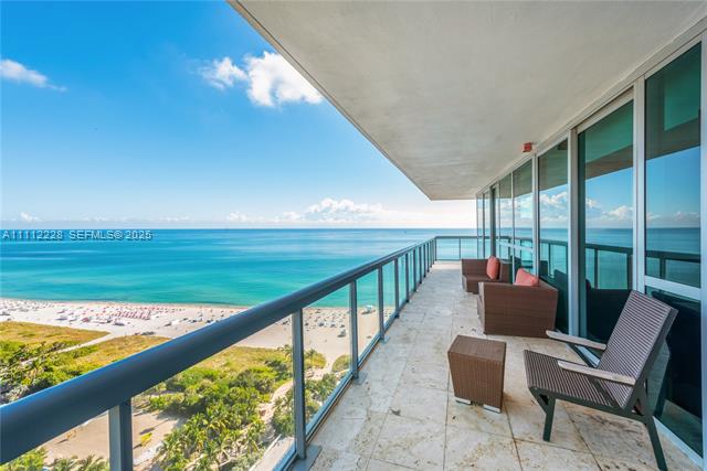Luxury Setai Residences Oceanfront 2BR photo 2