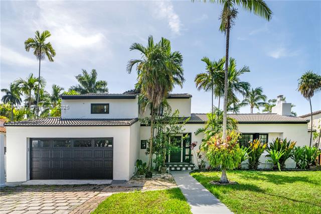 Renovated 1934 Mediterranean Revival in Miami Beach photo 2